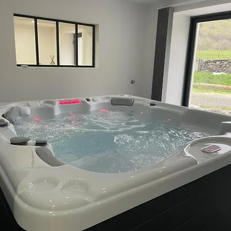 Dom wakacyjny L'apres-ski, Spa, Spacieux *